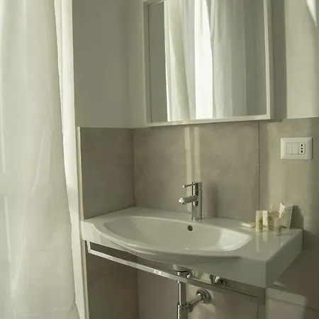 Angioy 18 3* 사사리