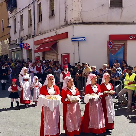 Couette-café Angioy 18