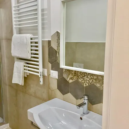 Angioy 18 Bed & Breakfast