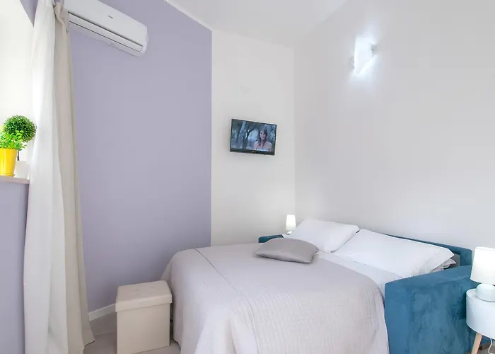 Angioy 18 Отель типа 